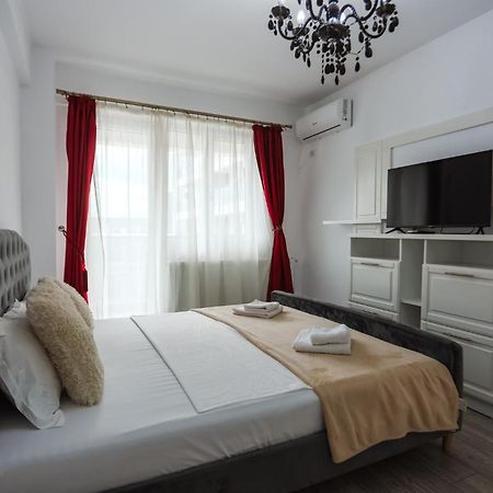Q Apartament Near Palas Mall Iasi Exterior foto