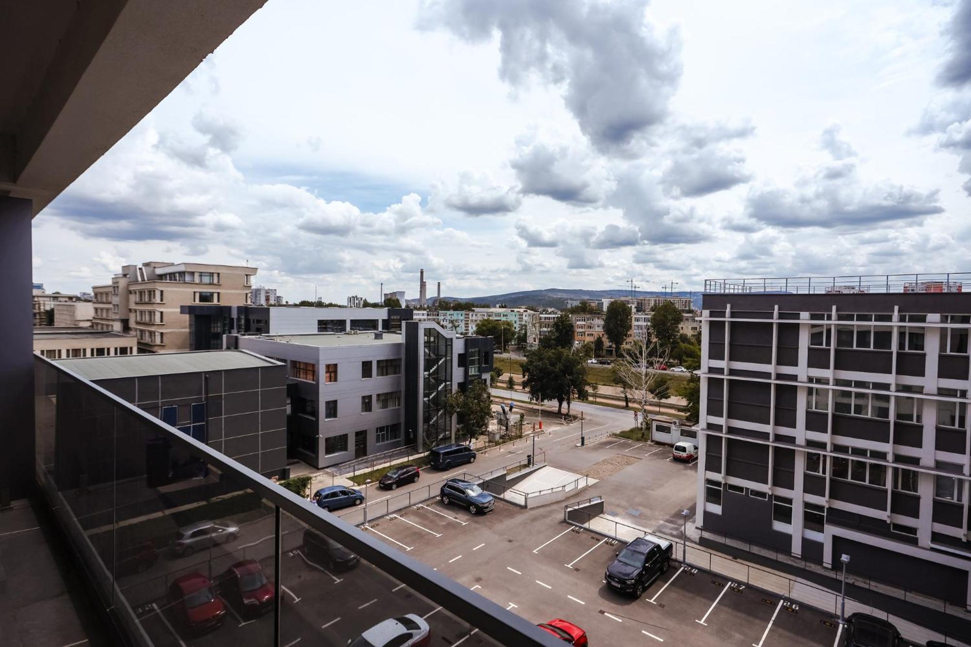 Q Apartament Near Palas Mall Iasi Exterior foto