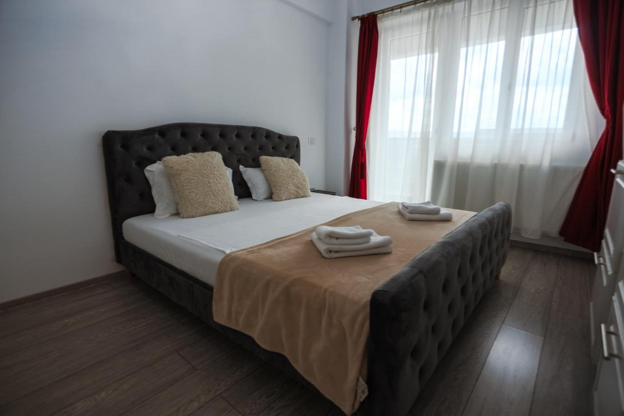 Q Apartament Near Palas Mall Iasi Exterior foto